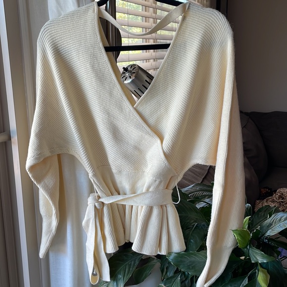 ZESICA Women's 2023 Fall Wrap V Neck Long Batwing Sleeve - Picture 5 of 5